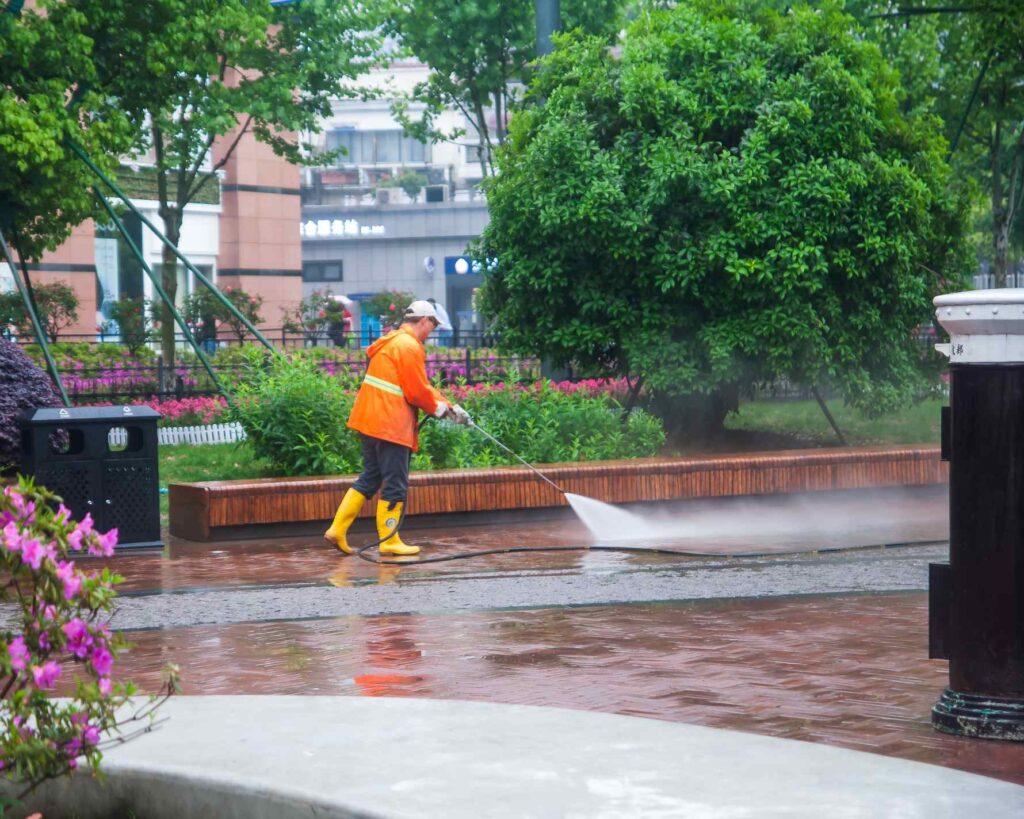 Commercial Pressure Washing